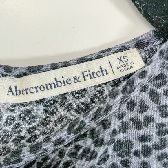 Abercrombie and Fitch Dress size xs excellent condition​​​​​​​​ - Picture 4 of 5